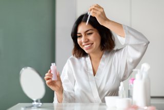 Routine de soins et cosmétiques quotidiens